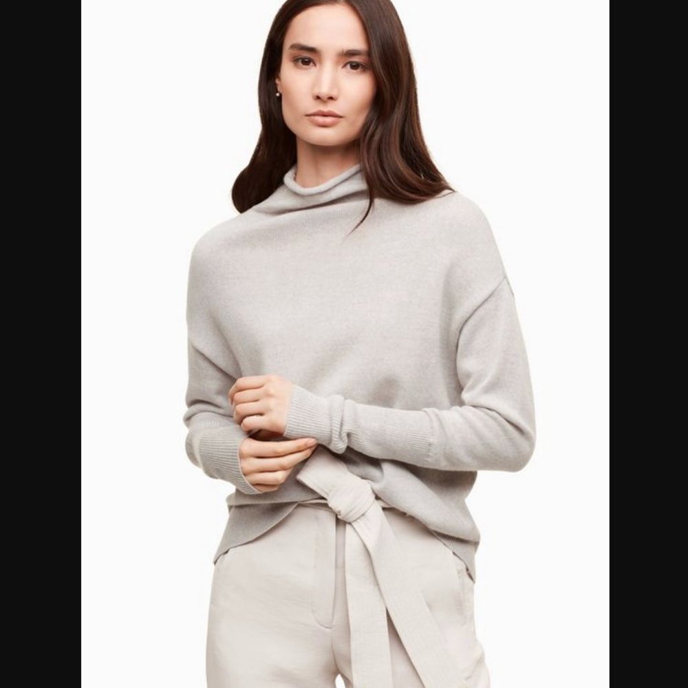 Aritzia Wilfred Cyprie Light Gray Wool Turtleneck Mockneck Size Small